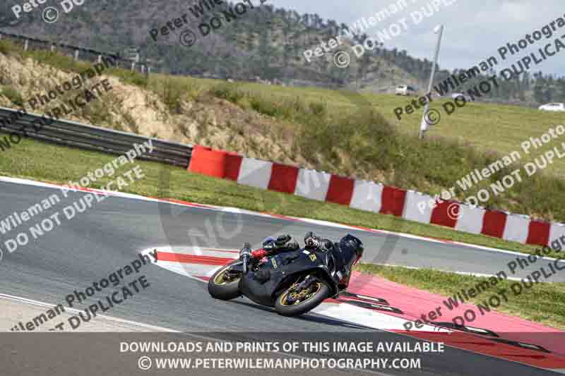 cadwell no limits trackday;cadwell park;cadwell park photographs;cadwell trackday photographs;enduro digital images;event digital images;eventdigitalimages;navarra;no limits trackdays;peter wileman photography;racing digital images;trackday digital images;trackday photos